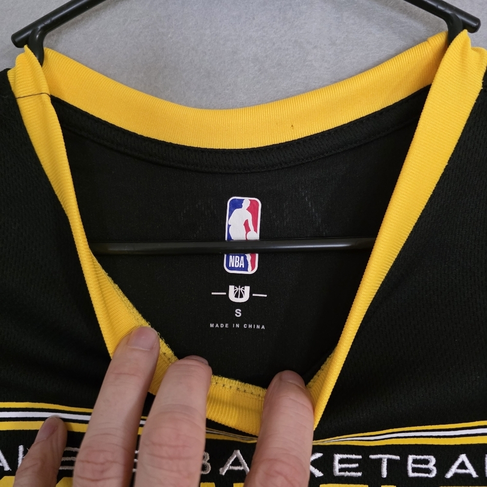 NWT NBA Apparel Los Angeles Lakers Lebron James #23 Tank Top Jersey Size Small - Picture 2 of 8